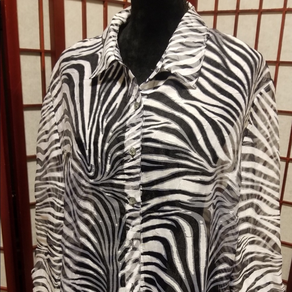 Sheer safari print blouse-B111
